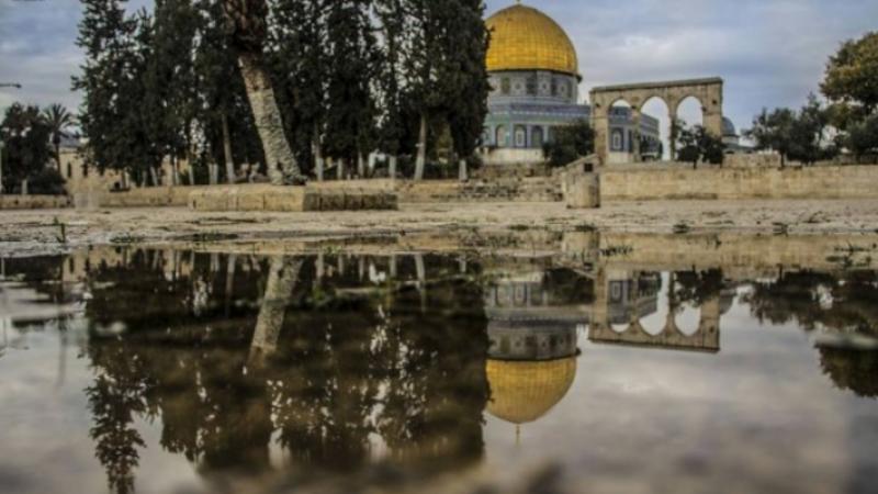 Daawo : Qudus oo roobeysatay