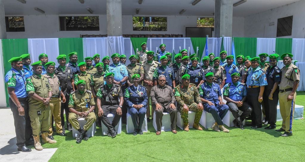228 Askari Booliiska AUSSOM oo Laga sagootiyay Muqdisho