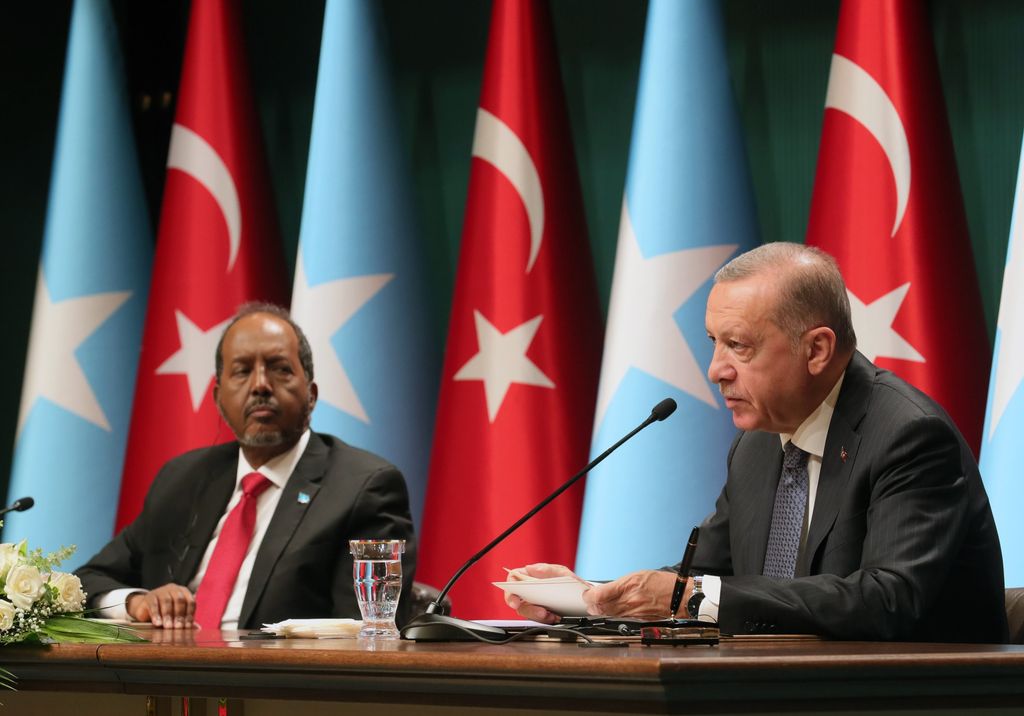 Turkiga oo beeniyay in Soomaaliya xayiraad fiiso ku soo rogtay muwaadiniinta  