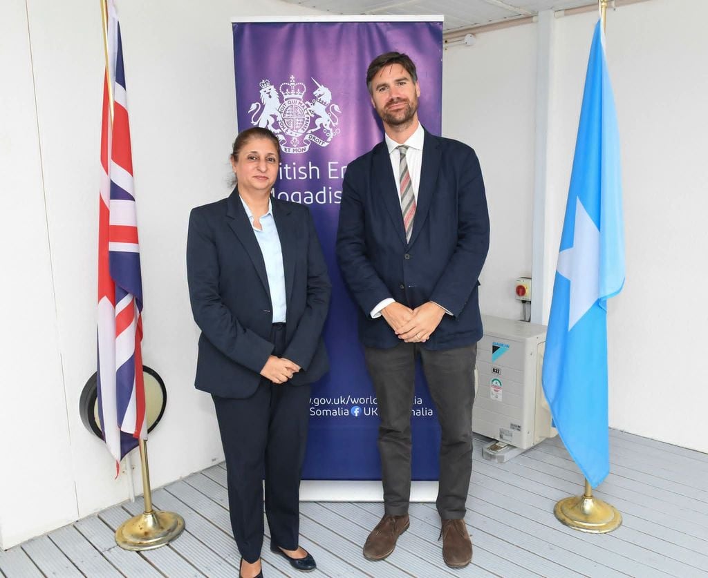 UNSOS iyo UK oo ka wada hadlay xoojinta taageerada Ciidamada Ammaanka Soomaaliya iyo AUSSOM