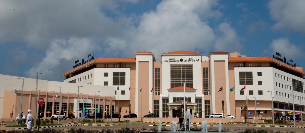 Jabuuti oo xariga ka jartay Hotel casri ah oo ka qeyb qaadanaya dalxiiska