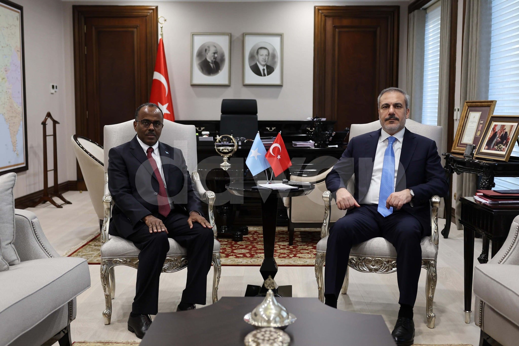 Wasiirada arrimaha dibadda ee Soomaaliya iyo Turkiga oo ku kulmay  Ankara
