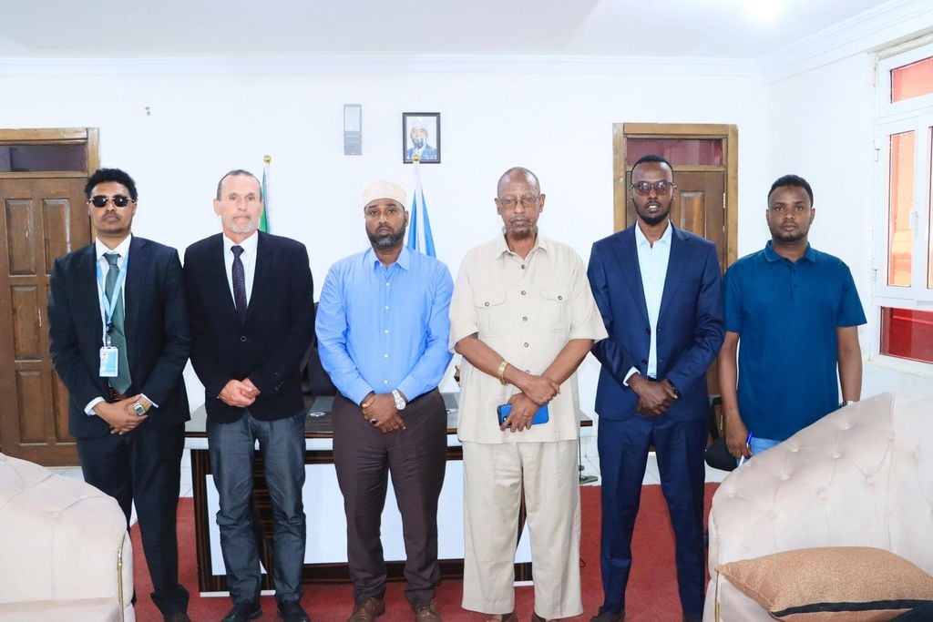 FAO iyo Jubbaland oo ka wada hadlay saameynta abaarta ee barakacayaasha Kismaayo