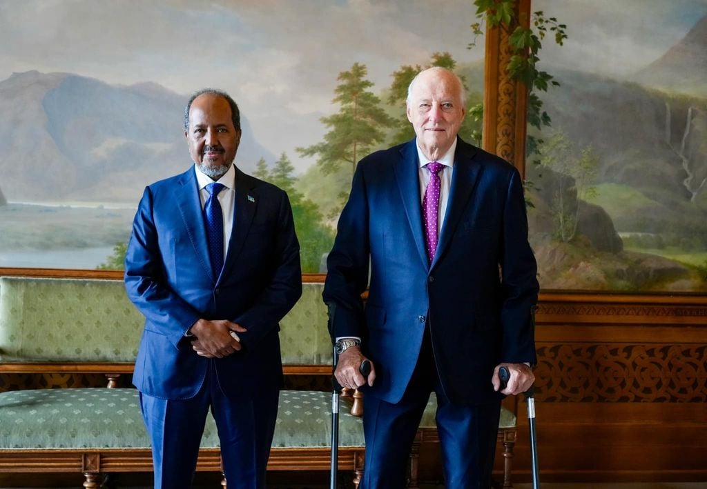 Madaxweyne Xasan Sheekh  oo la kulmay Boqorka Norway