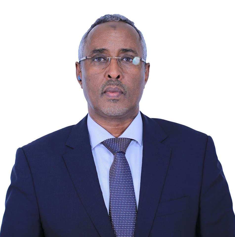 Wasiirka Arrimaha Dibadda Soomaaliya oo xilka iska casilay