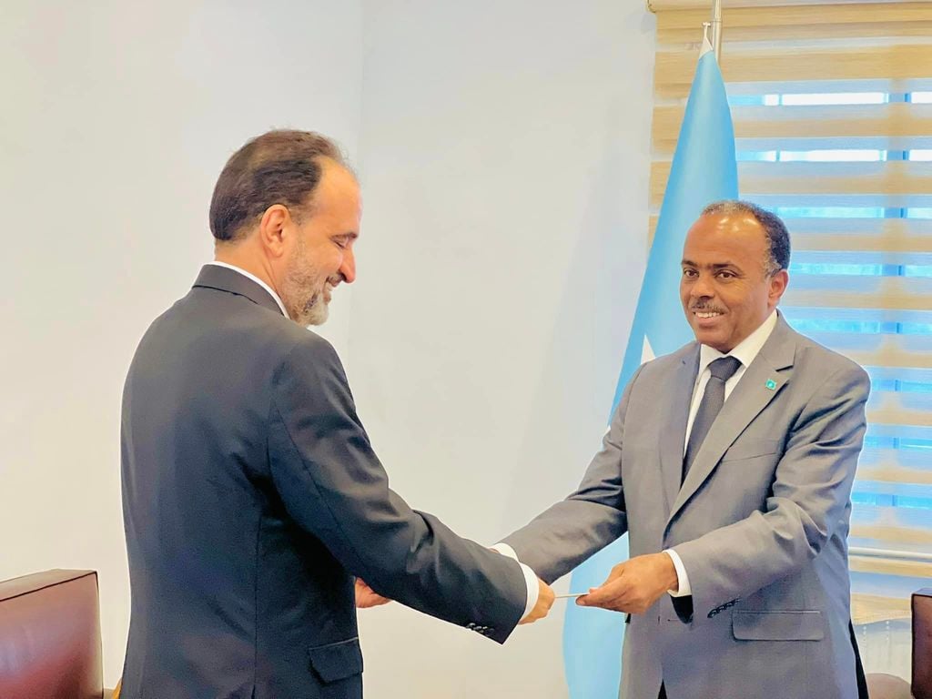 Jaamacadda Carabta oo ergay cusub usoo magacaawday Soomaaliya