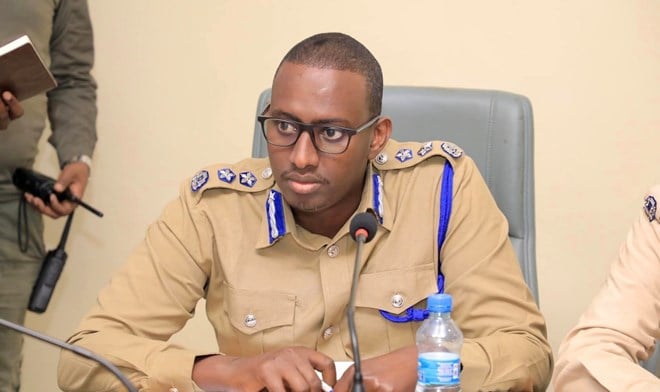 Edeysane loo soo qabtay inuu dadka ku amray is-diiwaangelin