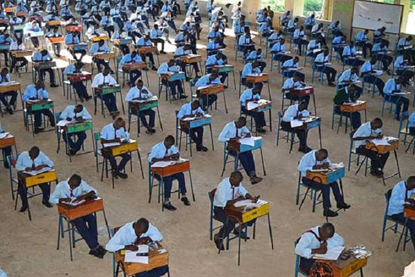 Kenya oo diyaarado ku daabuleysa warqadaha imtixaanaadka shahaadiga
