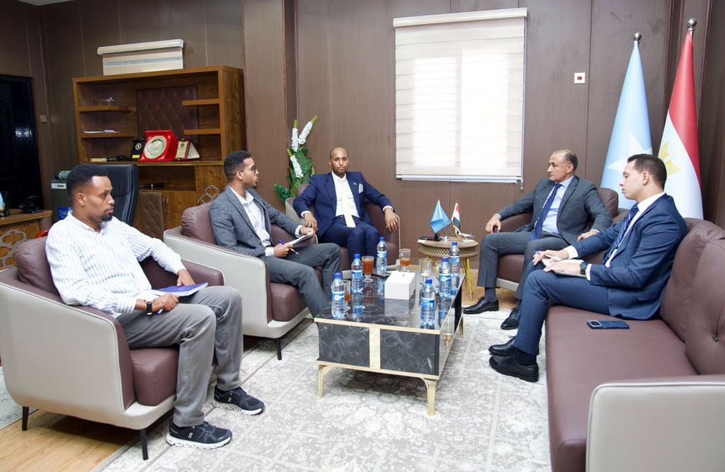 Soomaaliya iyo Masar oo kawada hadlay xoojinta iskaashiga maalgashi