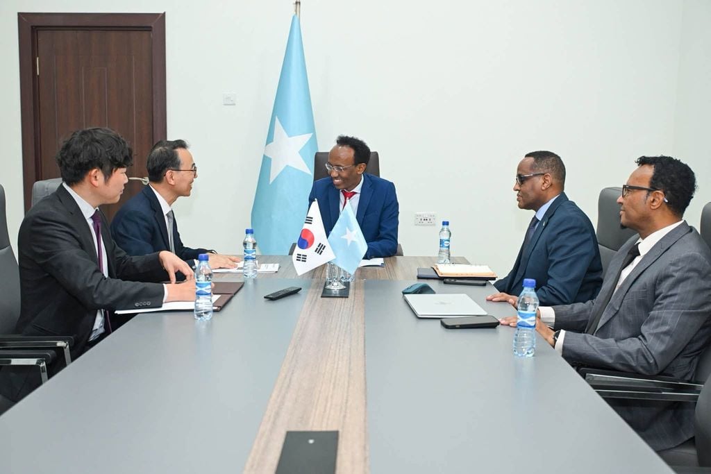 Soomaaliya iyo Kuuriyada Koonfureed oo ka wada hadlay amniga badda