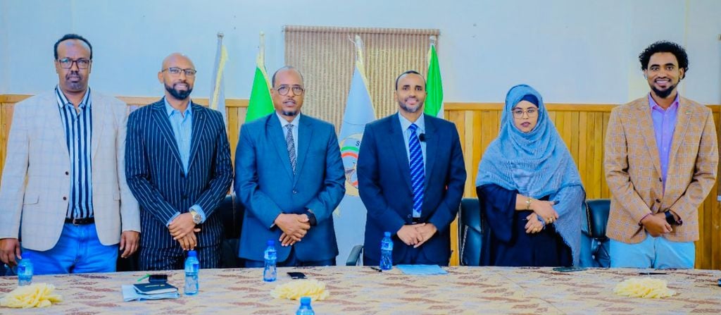 Jadwalka doorashada Madaxtooyada iyo  Xisbiyada Somaliland oo lagu dhawaaqay