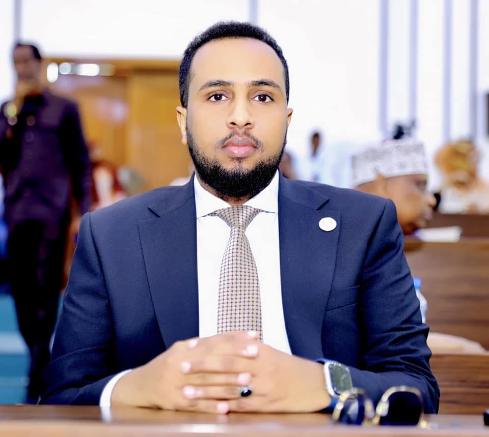 Cabdirishiid Jilley oo laga qaaday xilkii uu ka hayay Villa Somalia