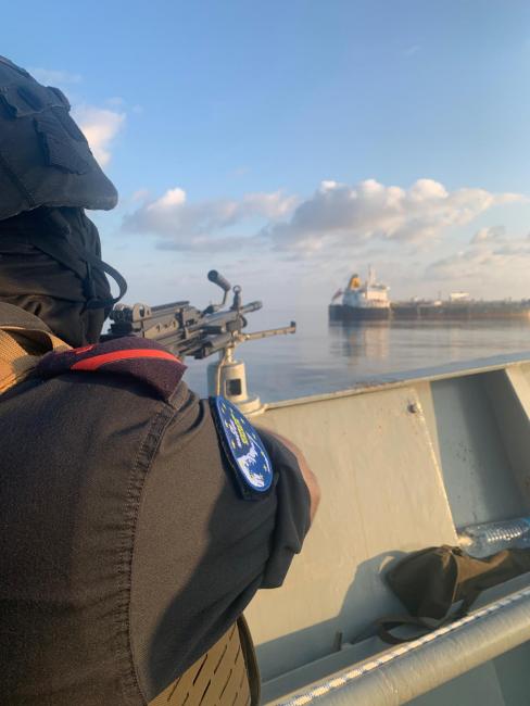 Ciidamada Yurub ee ATALANTA oo badbaadiyey markab shidaal siday oo la weeraray