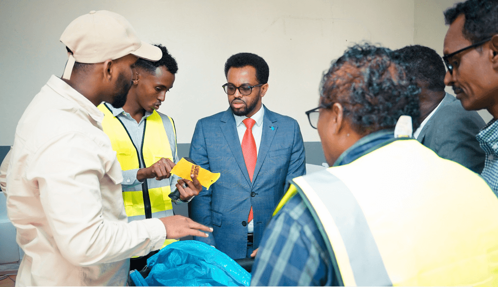 Soomaaliya oo dib u bilaawday Adeegga Boostada Qaranka