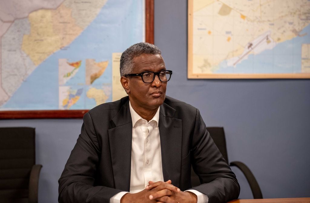 Cabdiraxmaan Cabdhishakuur “Anaga iyo Fiqi qofki cararo ayaa argeynaa.”