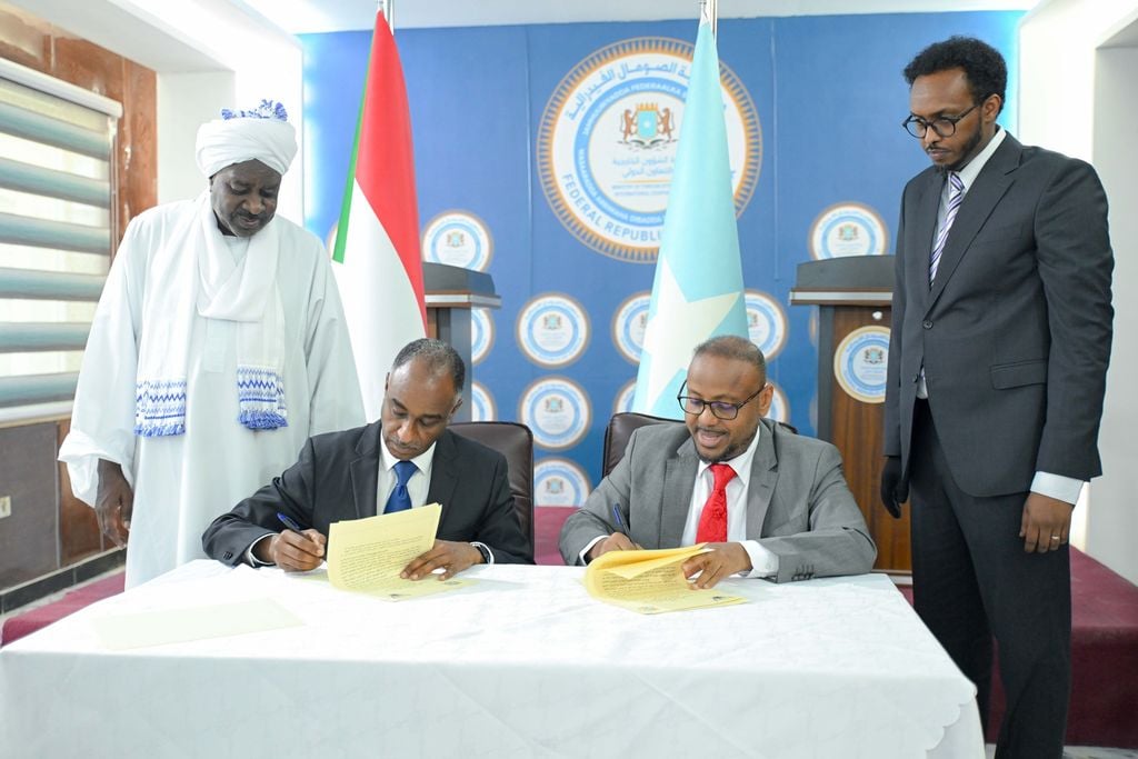 Soomaaliya iyo Suudaan oo ku heshiiyay fiiso la’aanta baasaboorka diblomaasiga.