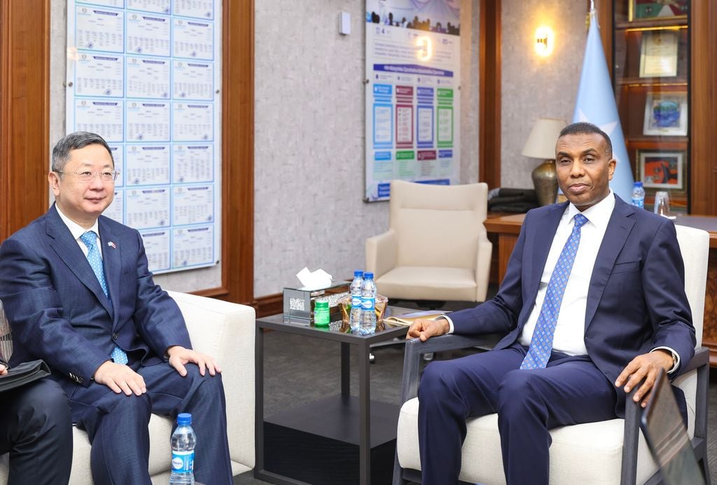 Maxay kawada hadleen Ra’iisul Wasaare Xamse iyo safiirka Shiinaha?