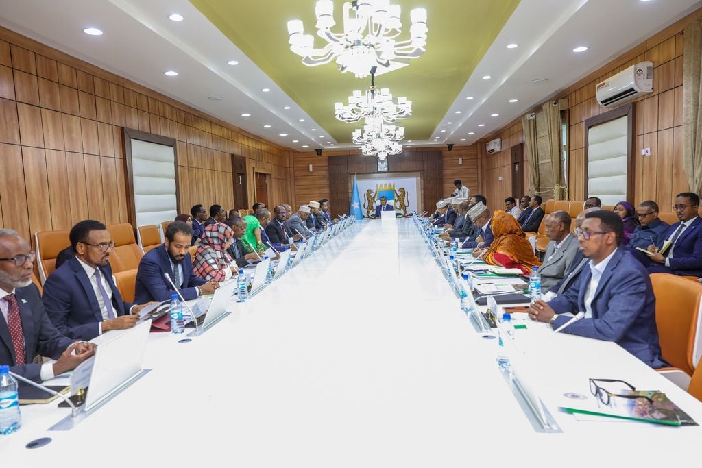 Golaha Wasiirrada Soomaaliya oo ansixiyay xeerarka diiwaangelinta maraakiibta