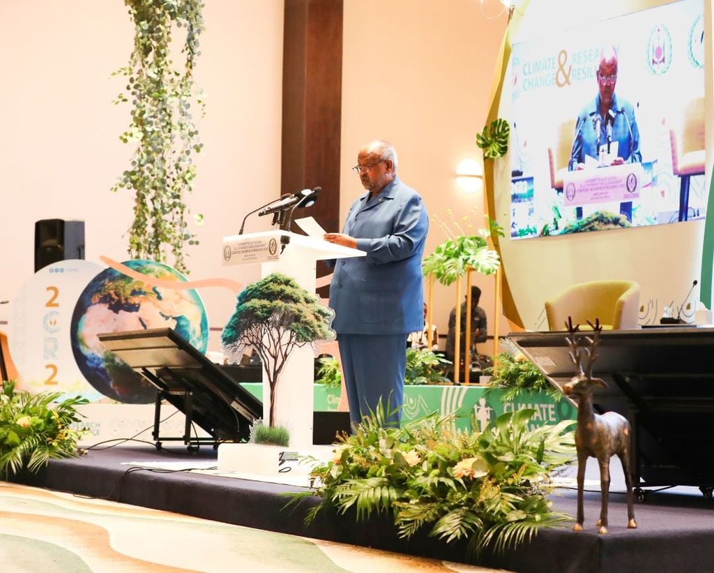 Madaxweyne Geelle oo Furay Shirweynaha 2aad ee Cimilada